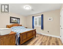 15 Kemble Avenue thumbnail 15