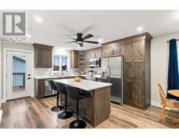 15 Kemble Avenue thumbnail 3