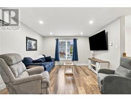 15 Kemble Avenue thumbnail 9