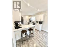 31 Southcott Drive thumbnail 15