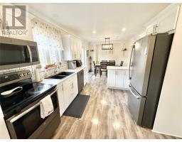 31 Southcott Drive thumbnail 18