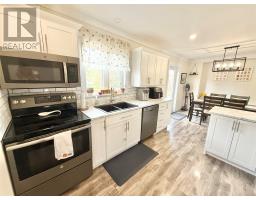 31 Southcott Drive thumbnail 19