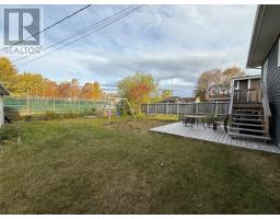 31 Southcott Drive thumbnail 6