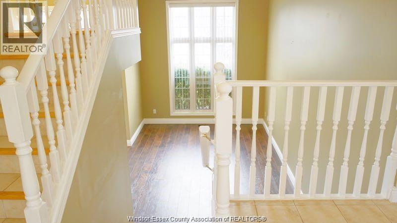 4355 BETTS, Windsor — photo 3