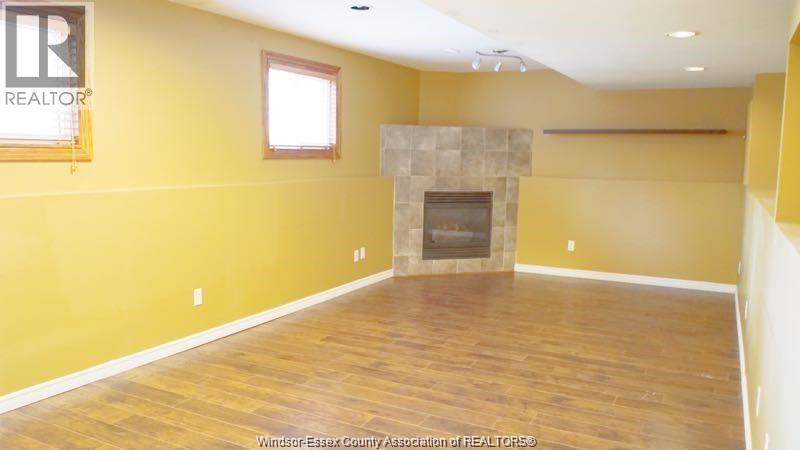 4355 BETTS, Windsor — photo 8