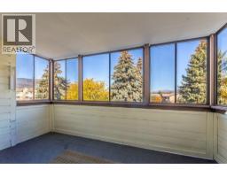 187 Warren Avenue Unit# 304, Penticton, BC V2A3N1 Photo 24
