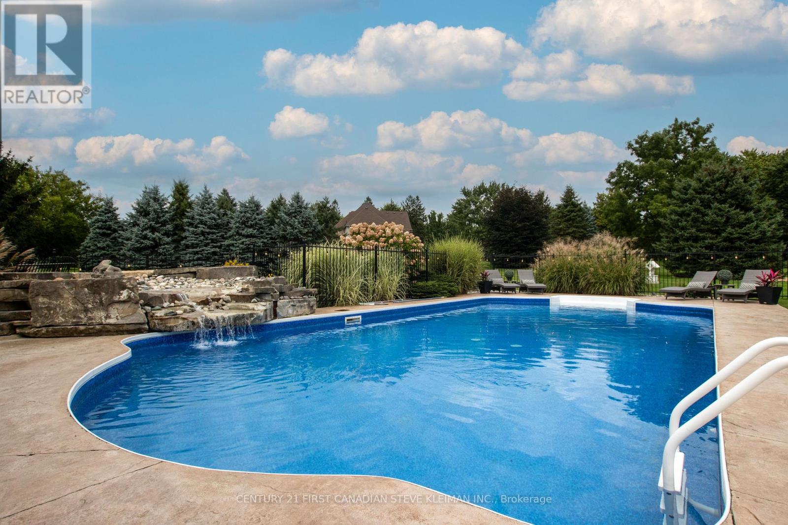 5 bedroom Single Family interior view, 3652 Homewood Lane, London South (South V), Ontario