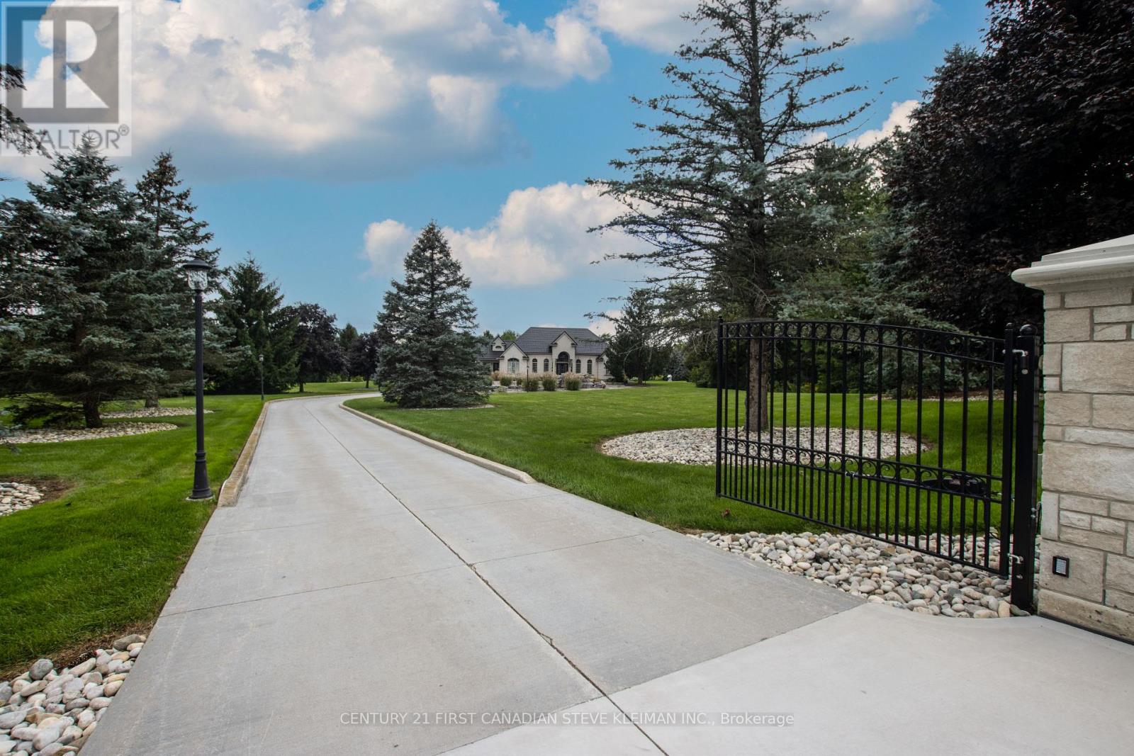5 bedroom Single Family interior view, 3652 Homewood Lane, London South (South V), Ontario