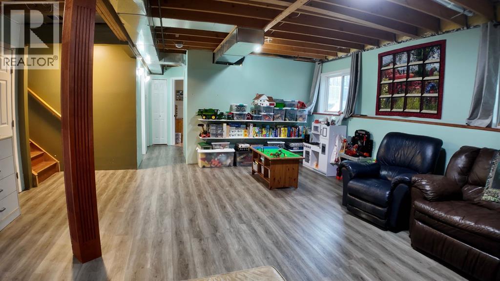 808 10 Street, Fox Creek — photo 21
