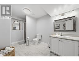 31 Mckean Boulevard, Clearview, ON L0M1P0 Photo 30