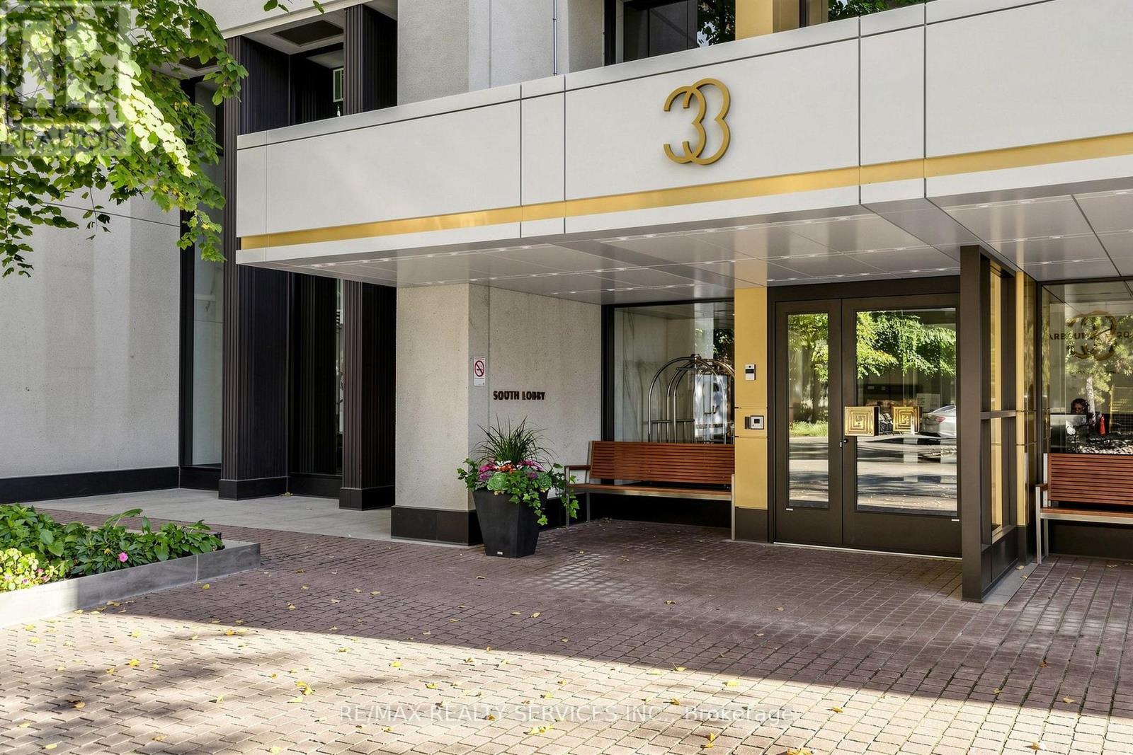 2803- 33 Harbour Square, Toronto, ON photo 47