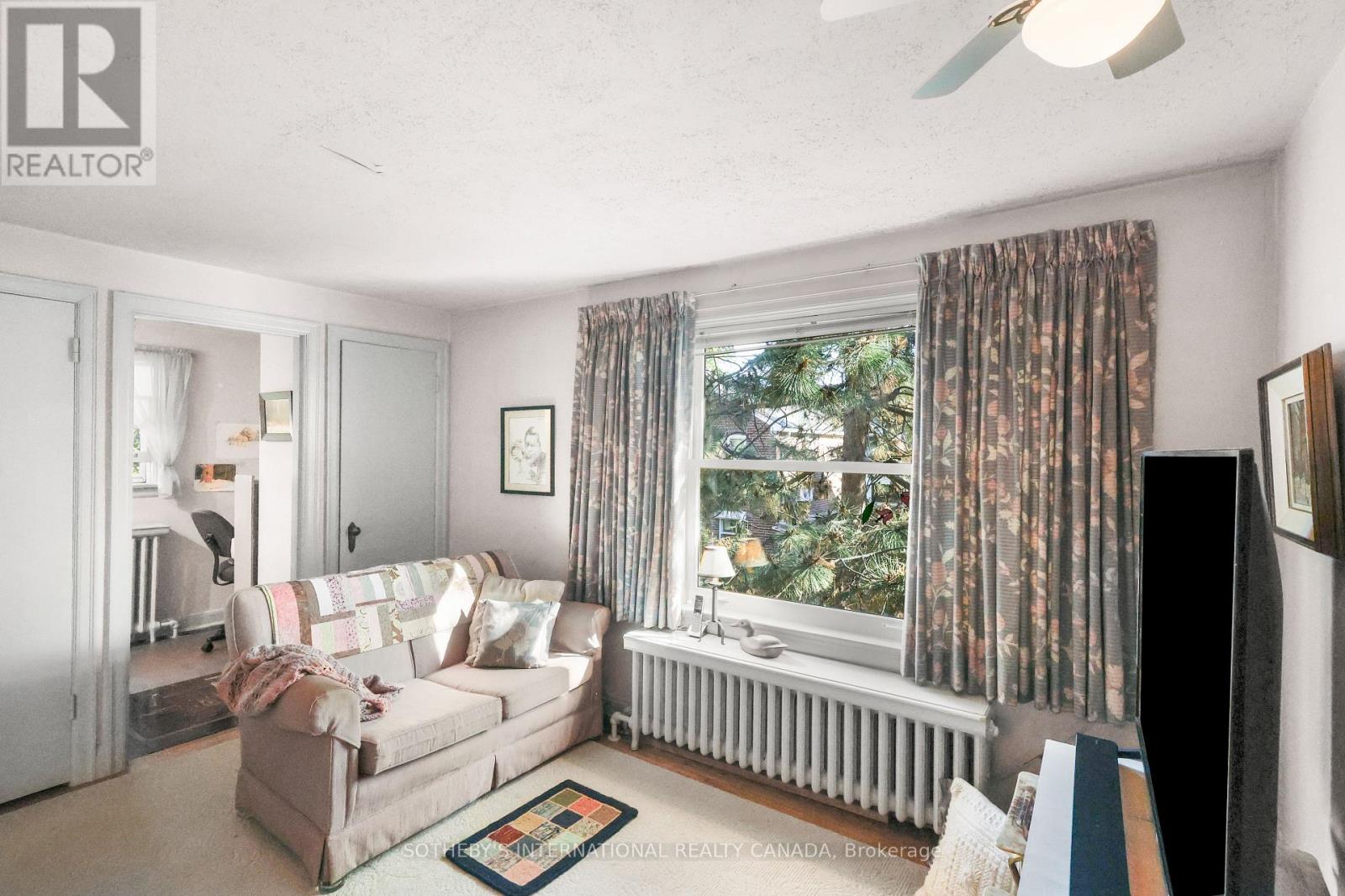 40 Teddington Pk Avenue, Toronto, ON photo 26