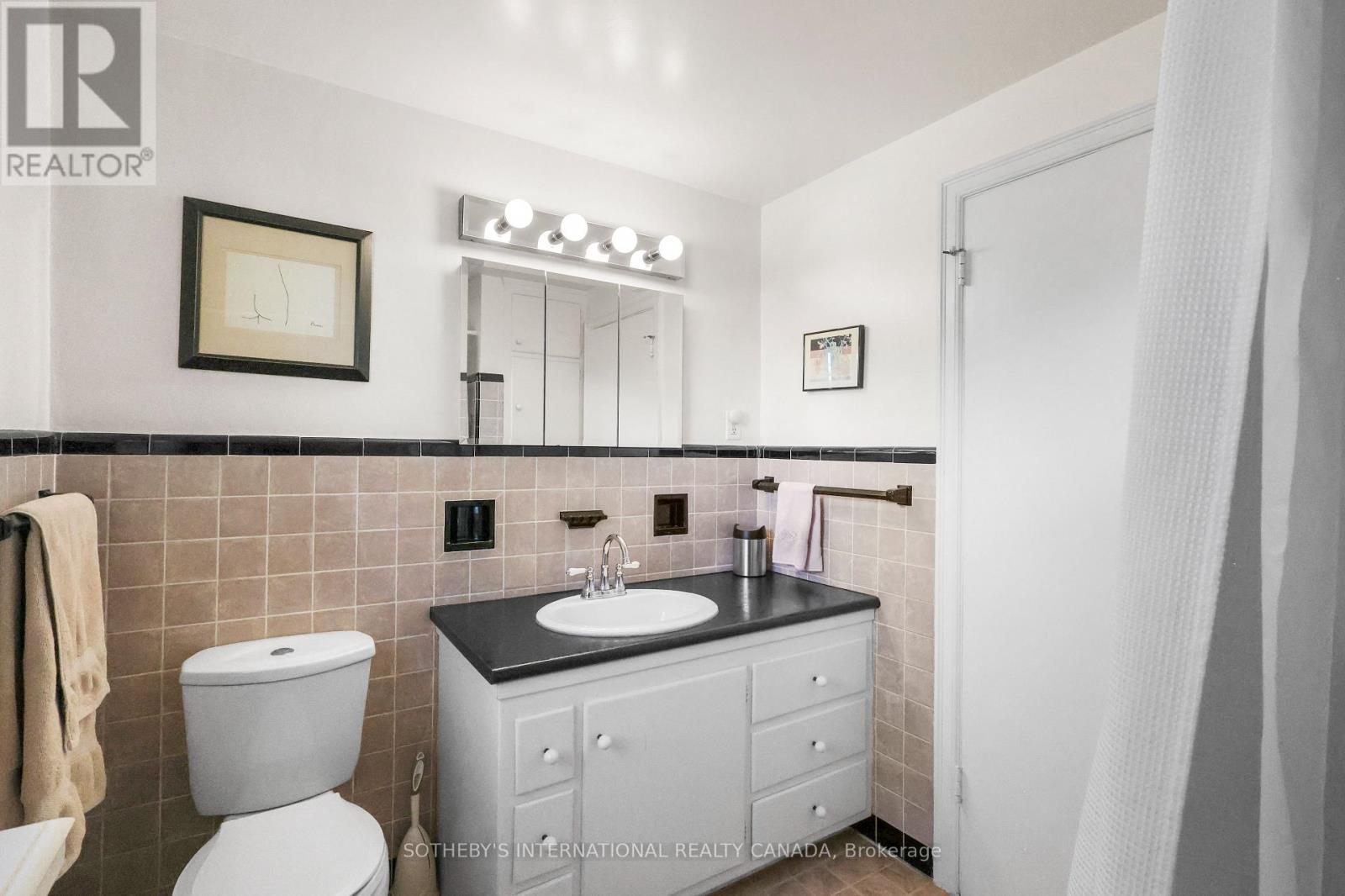 40 Teddington Pk Avenue, Toronto, ON photo 31