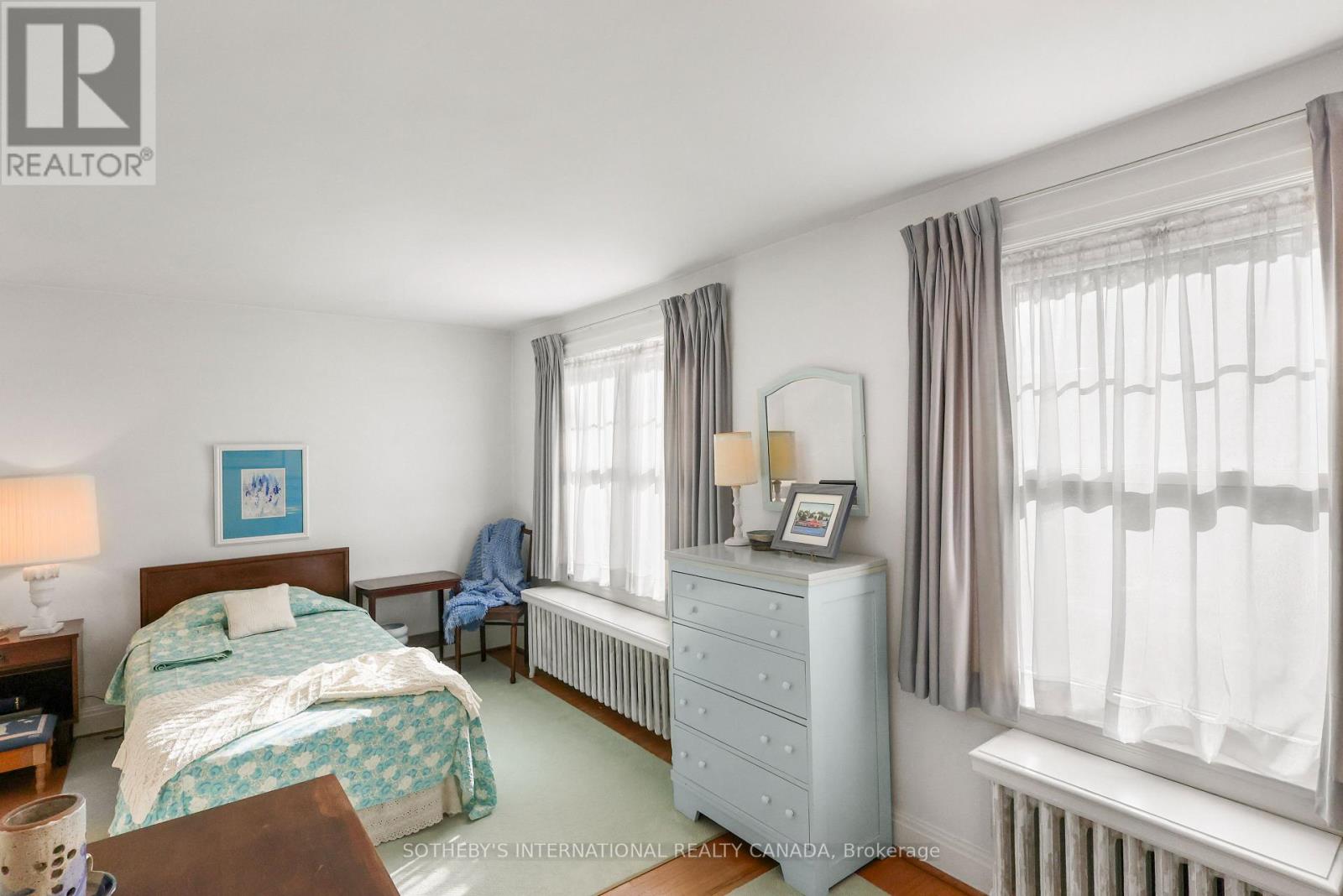 40 Teddington Pk Avenue, Toronto, ON photo 32
