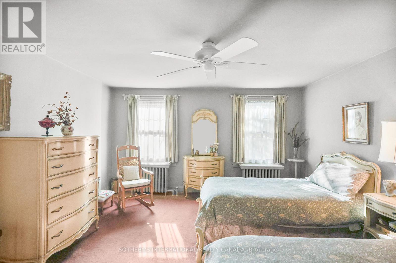 40 Teddington Pk Avenue, Toronto, ON photo 41