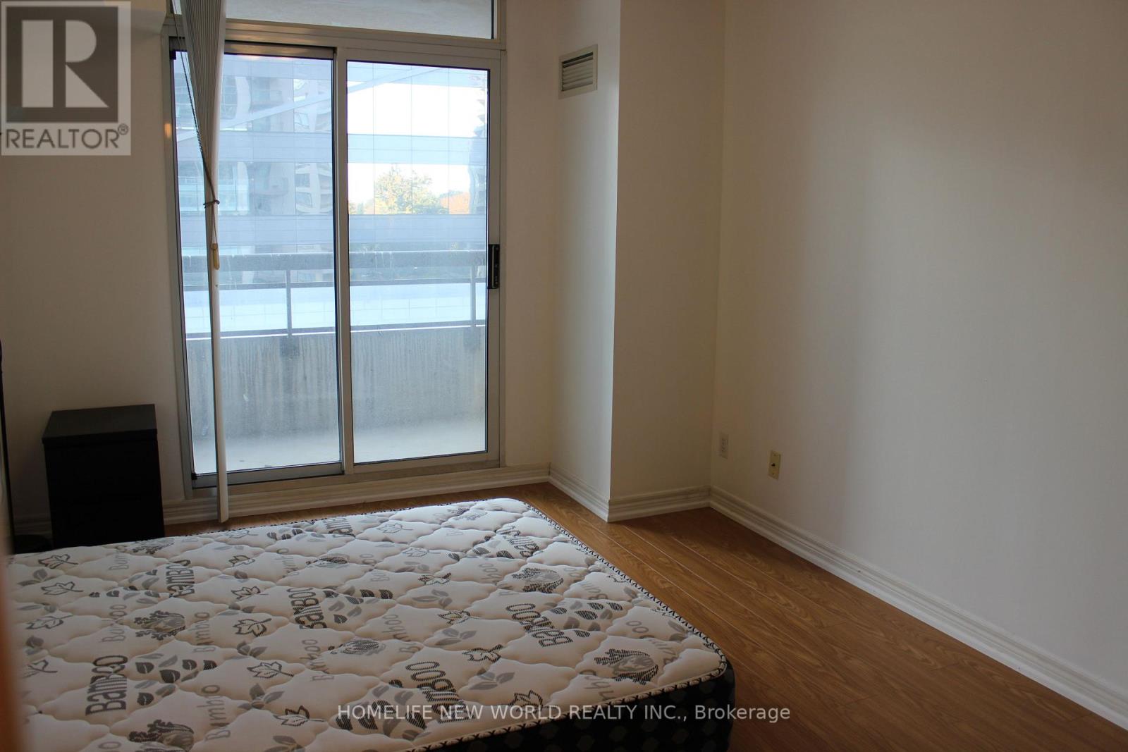 811- 18 Parkview Avenue, Toronto, ON photo 15