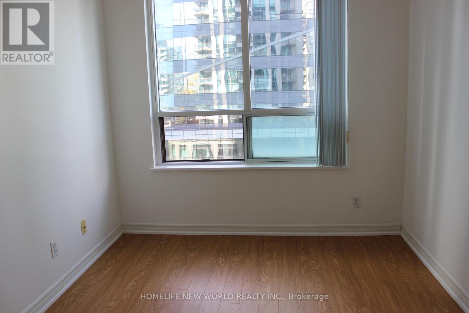 811- 18 Parkview Avenue, Toronto, ON photo 17