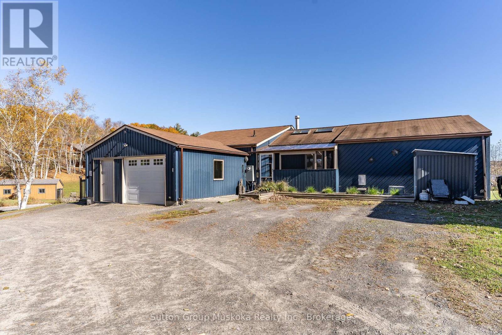 105 FITZGERALD DRIVE - 11