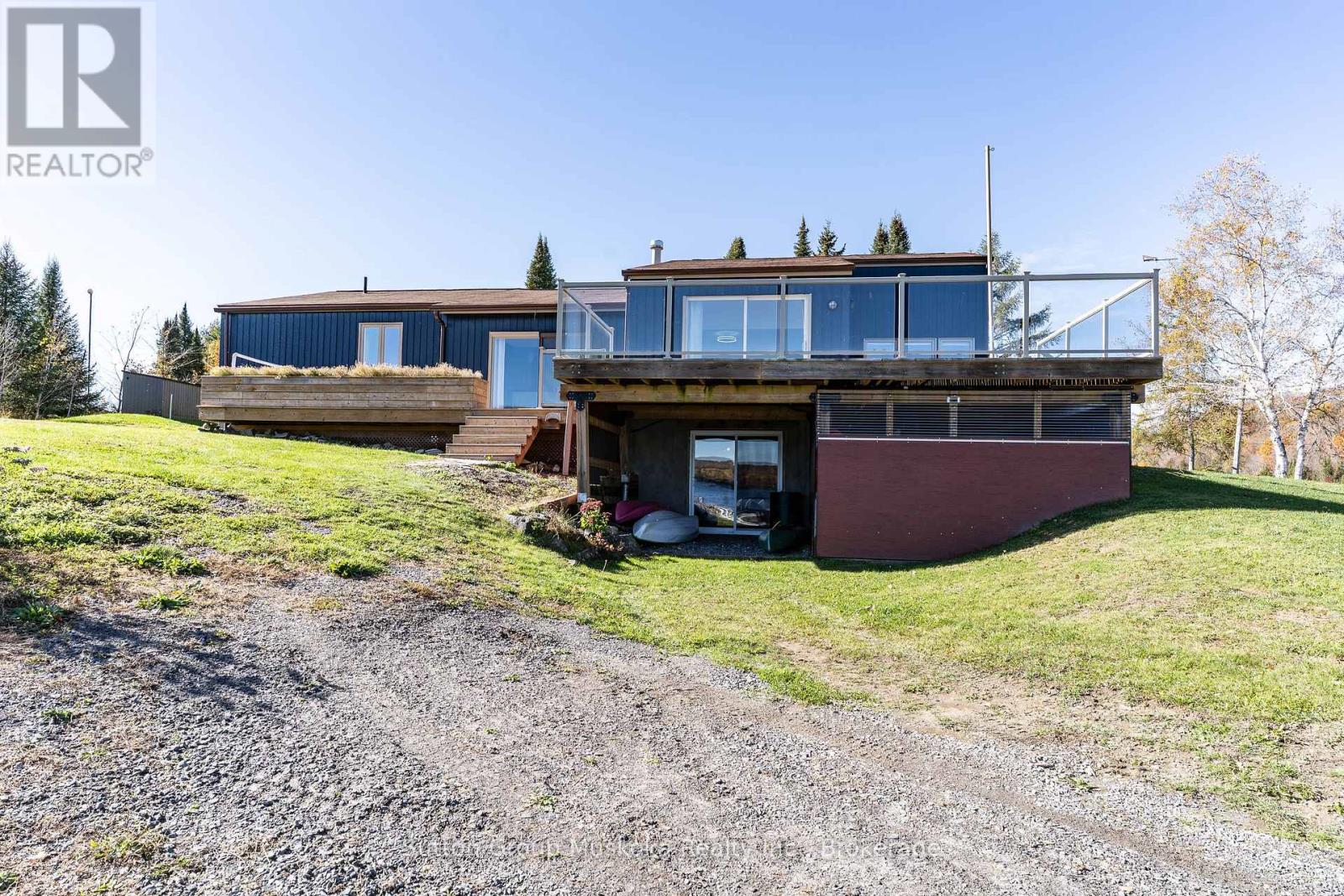 105 FITZGERALD DRIVE - 12