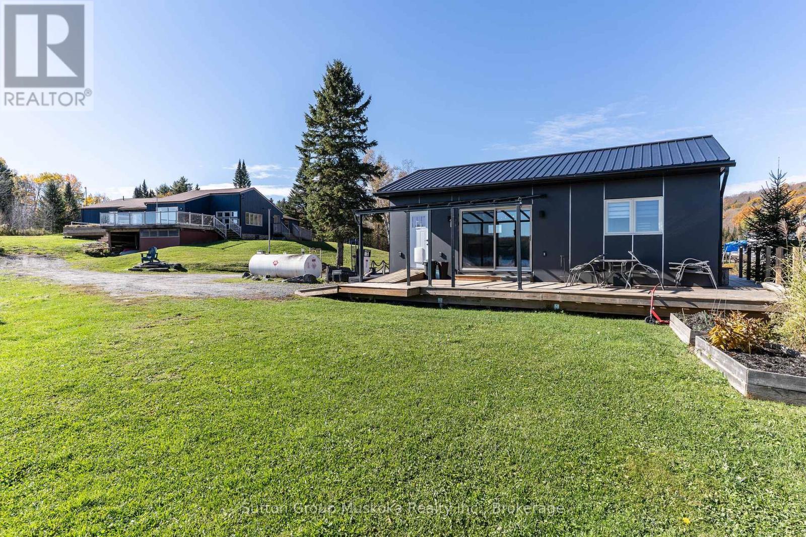 105 FITZGERALD DRIVE - 13