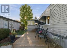 22 George Street, Strathroy Caradoc, ON N7G1A6 Photo 31