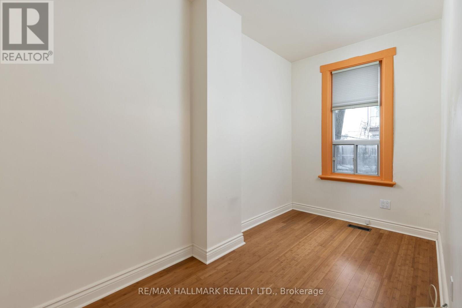 10 Woodgreen Place, Toronto, ON photo 18