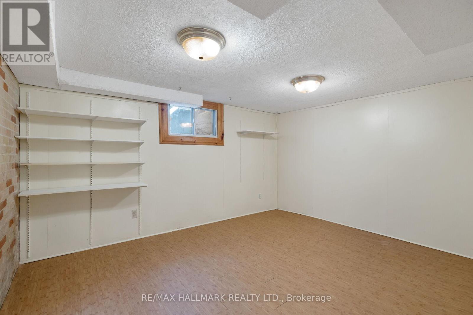 10 Woodgreen Place, Toronto, ON photo 24