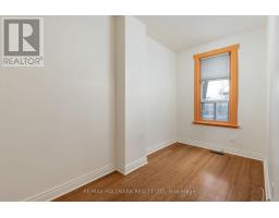 10 Woodgreen Place, Toronto, ON M4M2J2 Photo 18