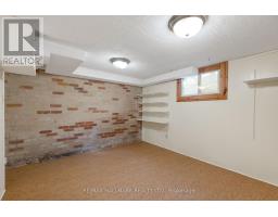 10 Woodgreen Place, Toronto, ON M4M2J2 Photo 23