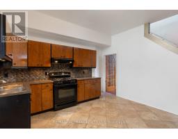 10 Woodgreen Place, Toronto, ON M4M2J2 Photo 8