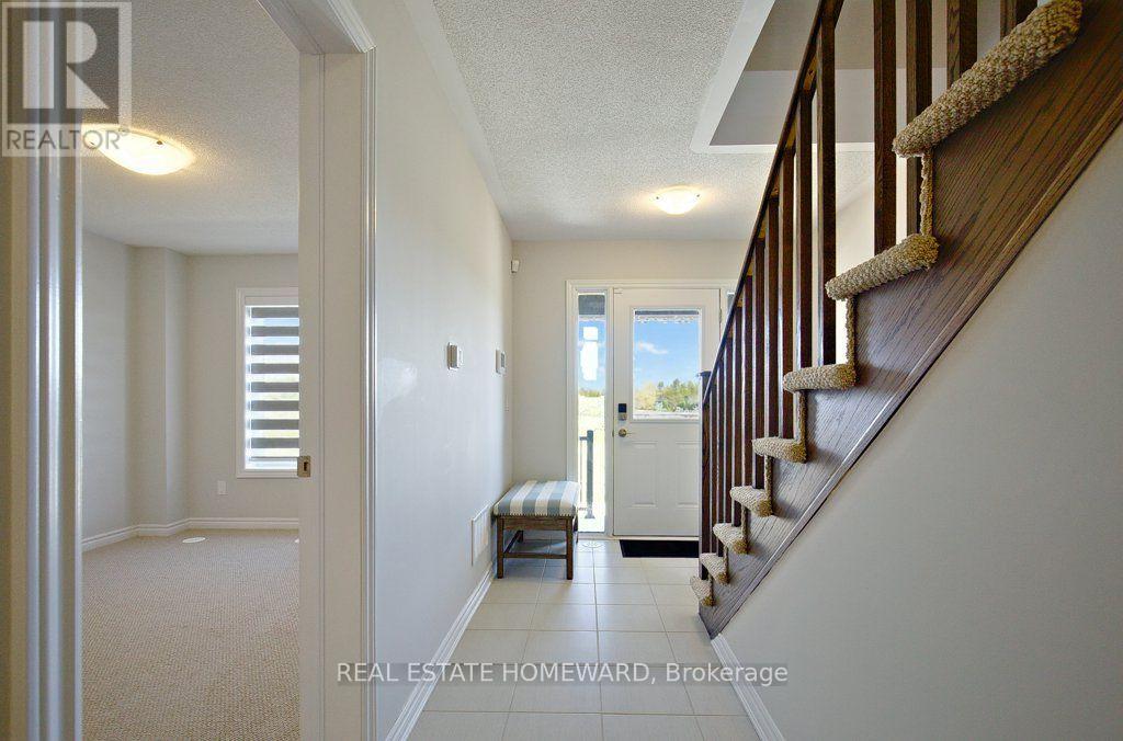 2436 Harmony Road North, Oshawa, ON photo 4