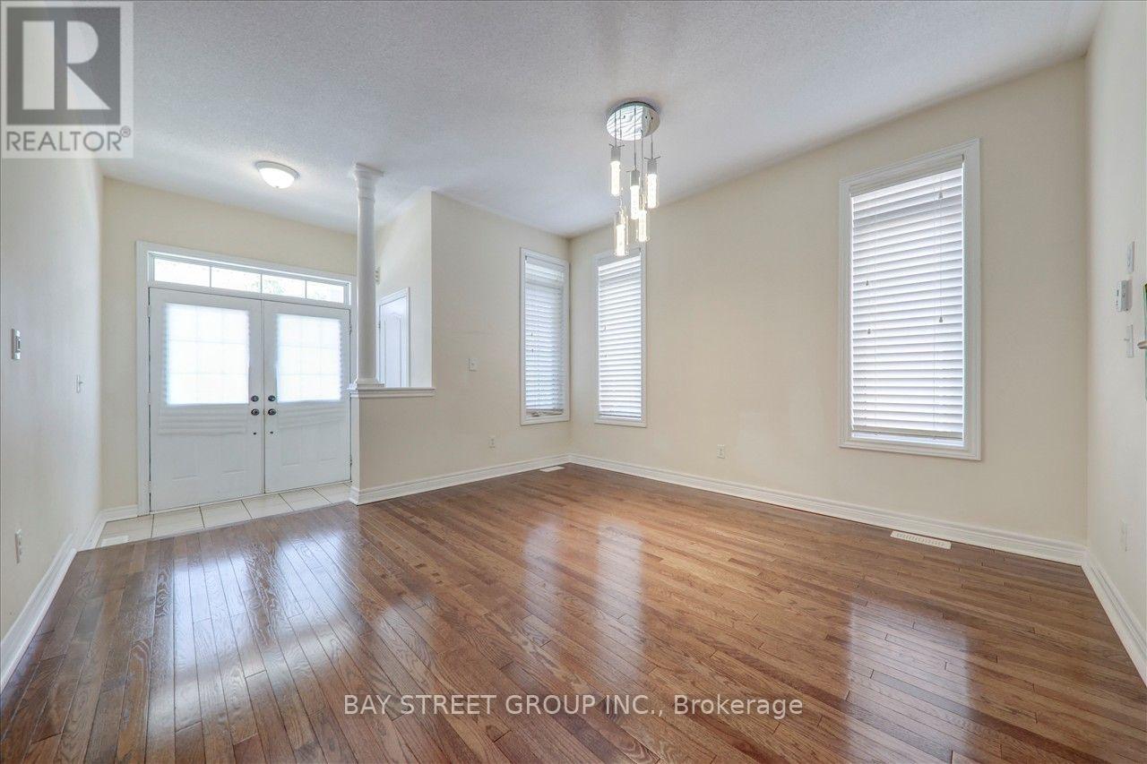2485 Earl Grey Avenue, Pickering, ON photo 8