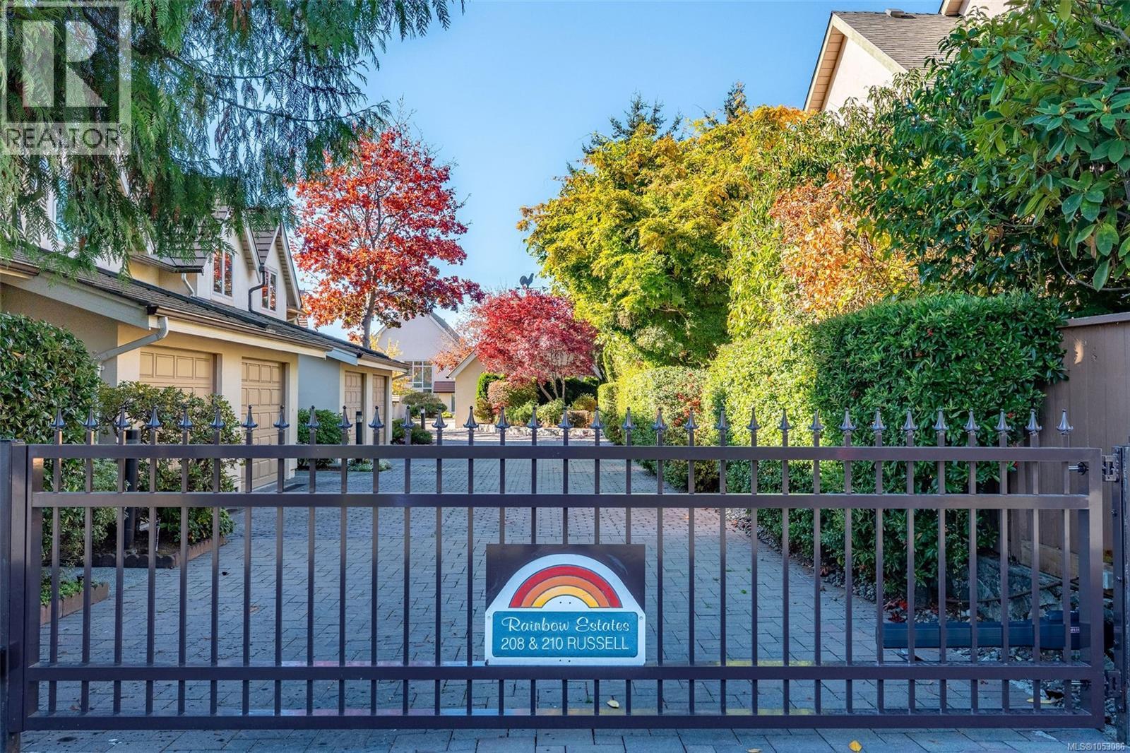 90 208 Russell Street, Victoria