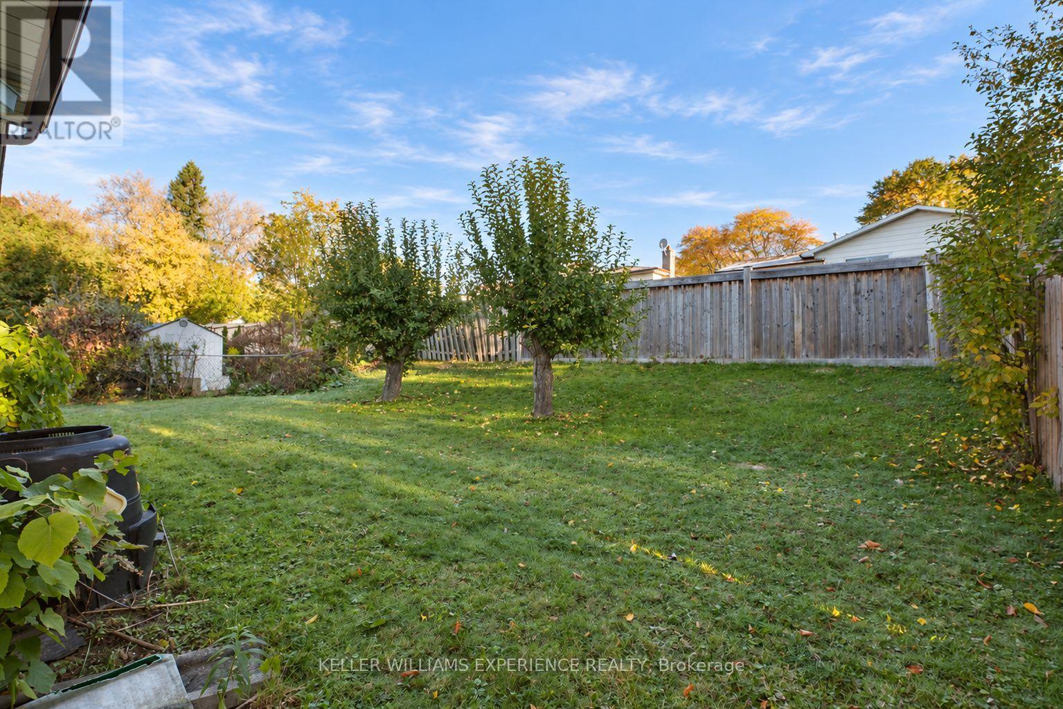 29 Maurino Court, Bradford West Gwillimbury photo 4