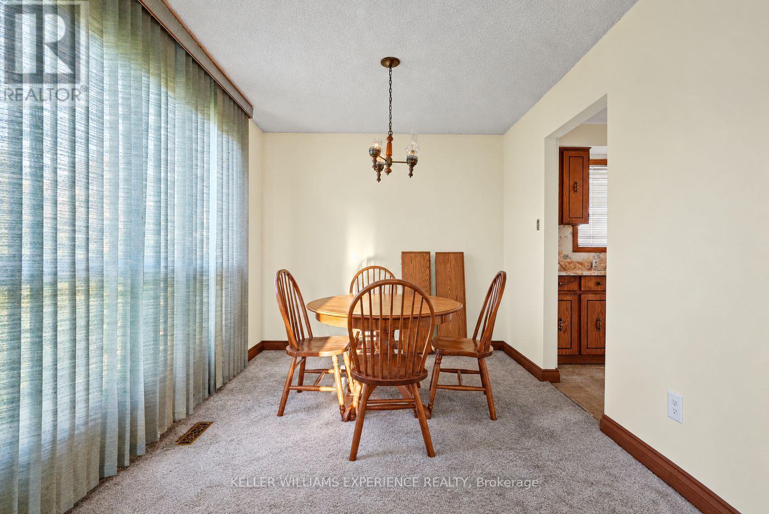 29 Maurino Court, Bradford West Gwillimbury photo 7