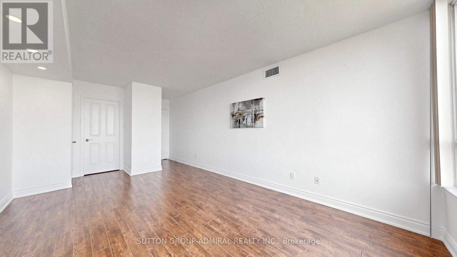 1001- 120 Promenade Circle, Vaughan, ON photo 32
