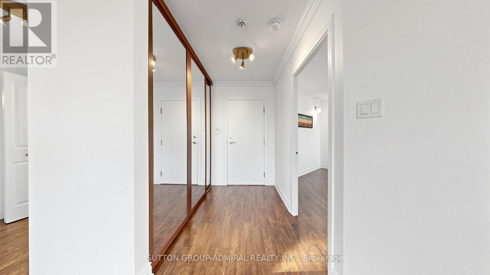 1001- 120 Promenade Circle, Vaughan, ON photo 8