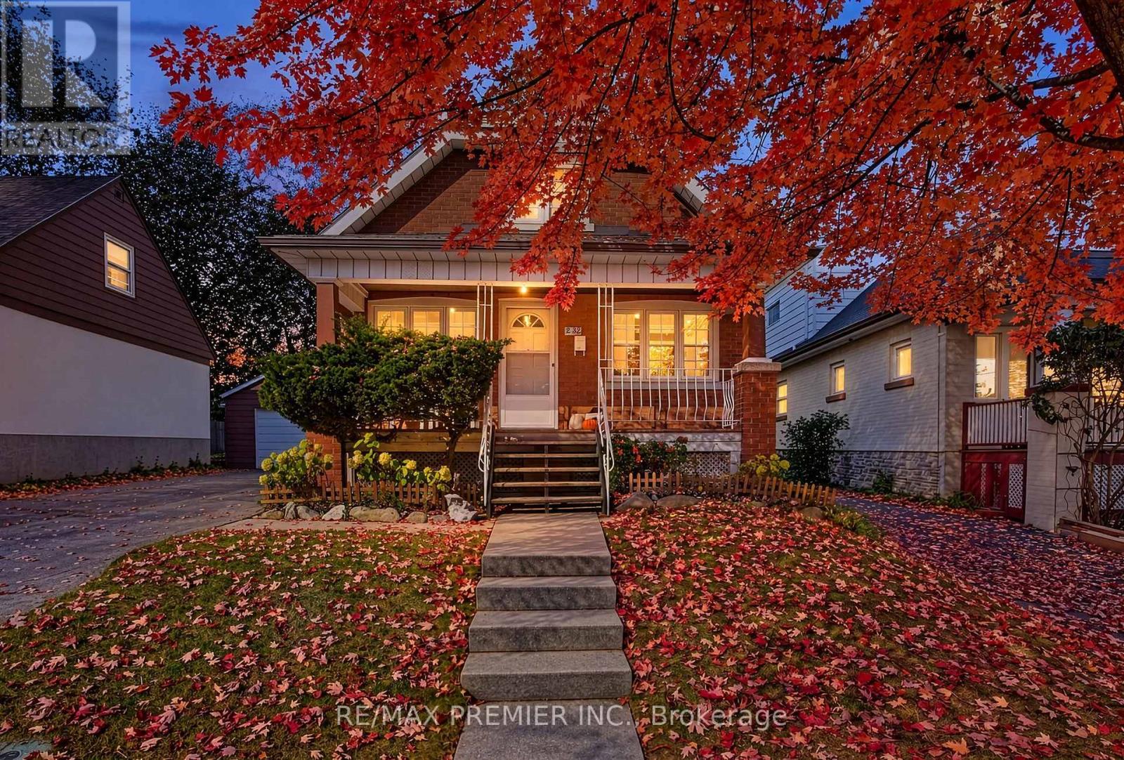 232 John Street, Toronto, ON