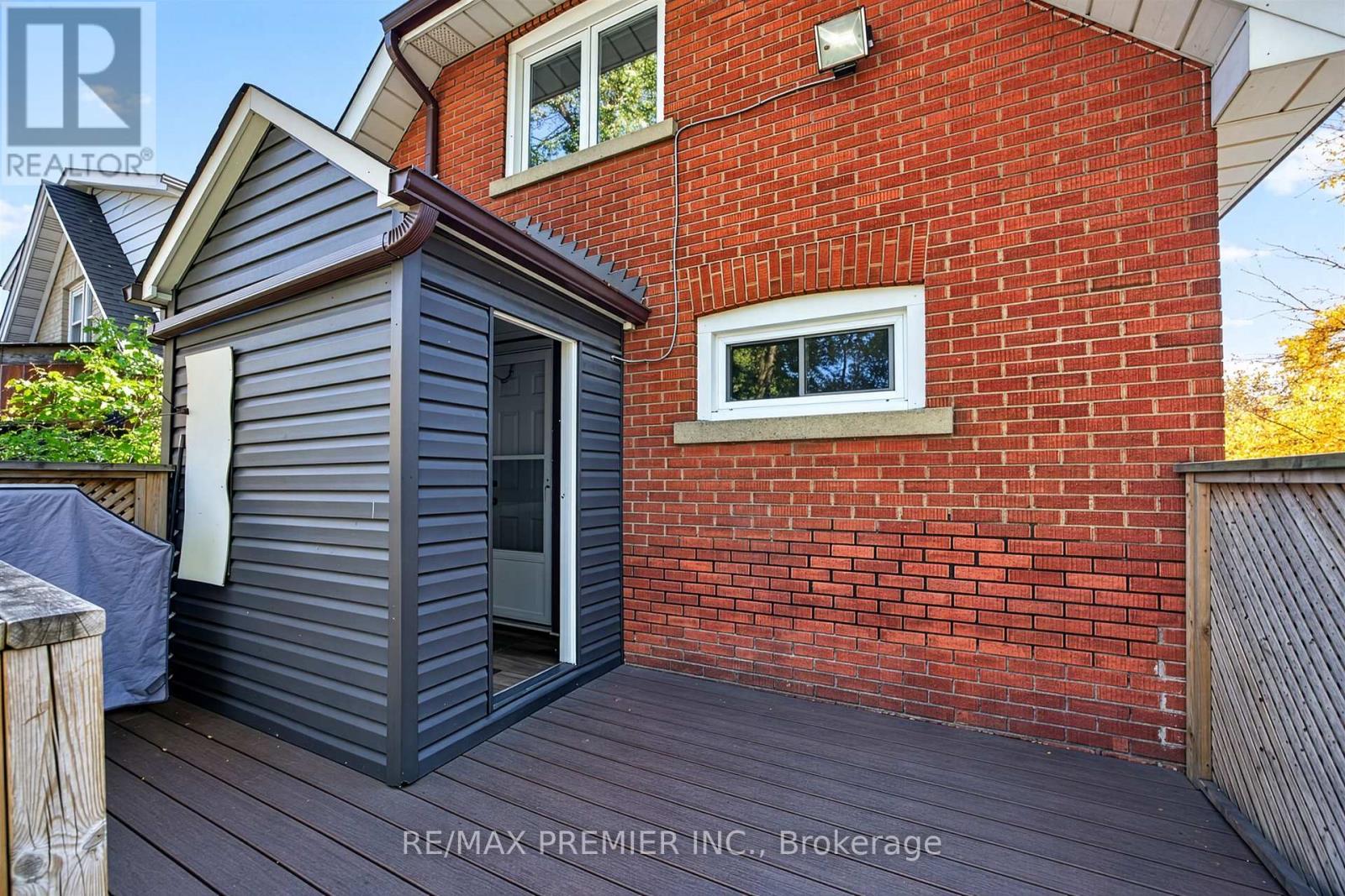 232 John Street, Toronto, ON photo 15