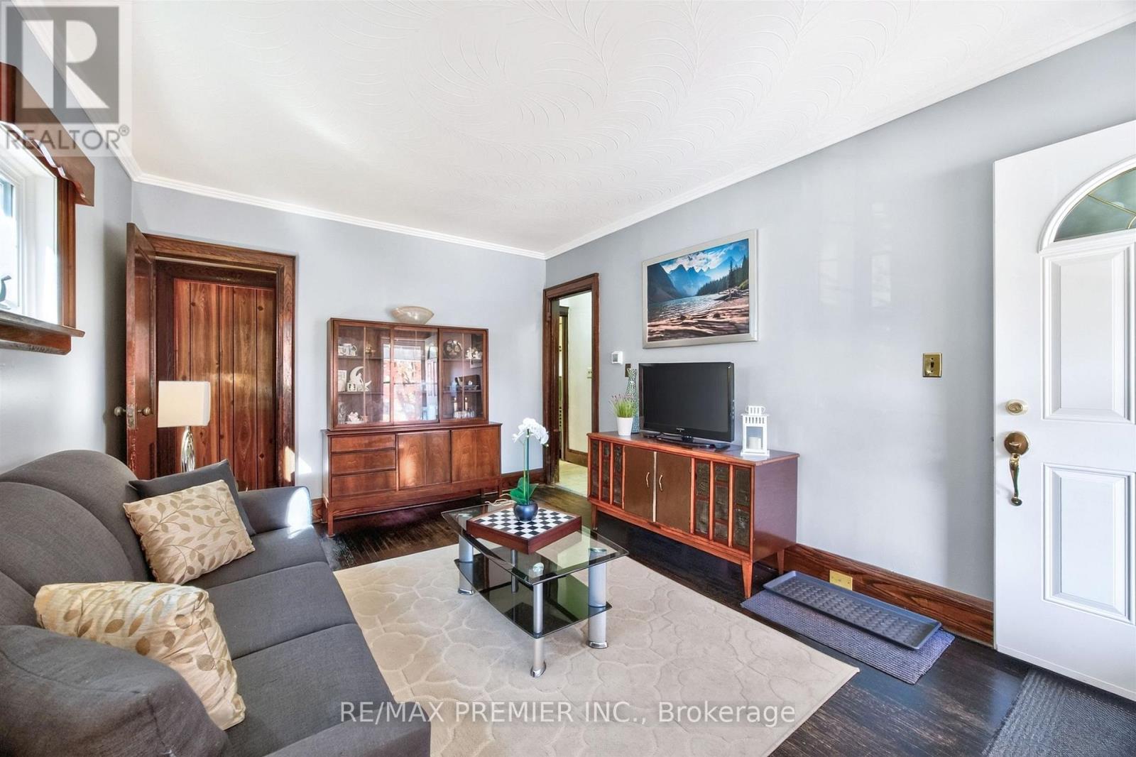 232 John Street, Toronto, ON photo 4