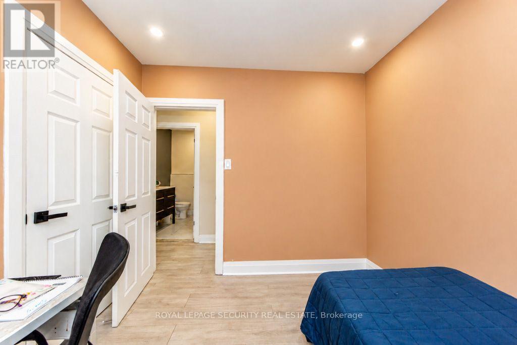 21 Neames Crescent, Toronto, ON photo 24