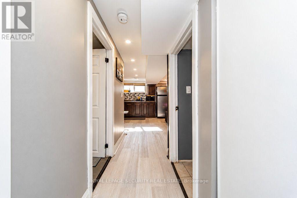 21 Neames Crescent, Toronto, ON photo 29