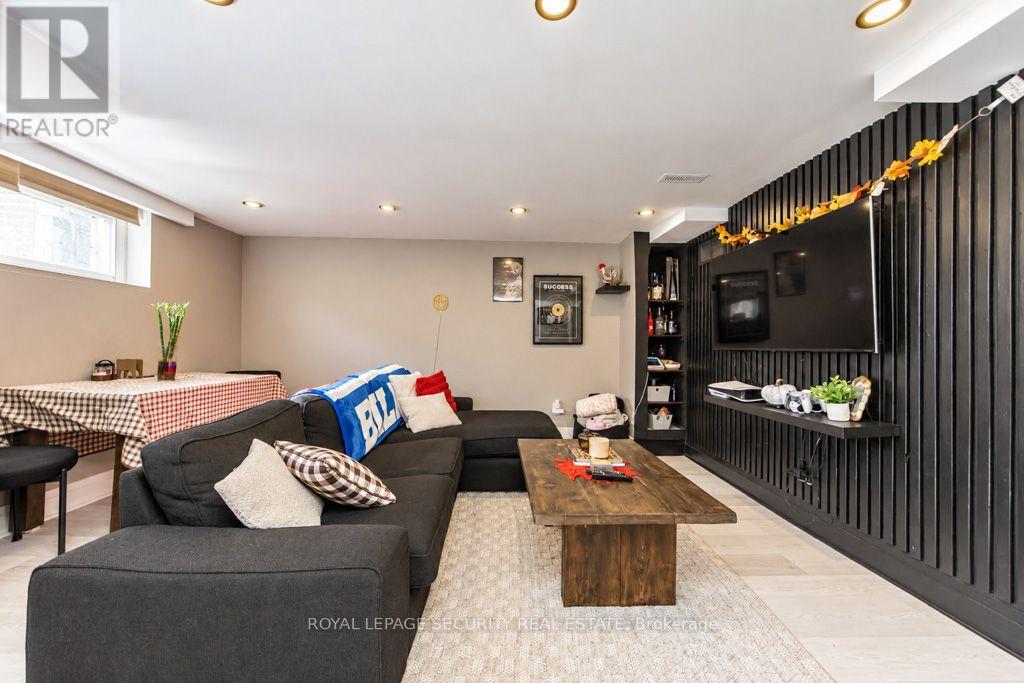 21 Neames Crescent, Toronto, ON photo 31