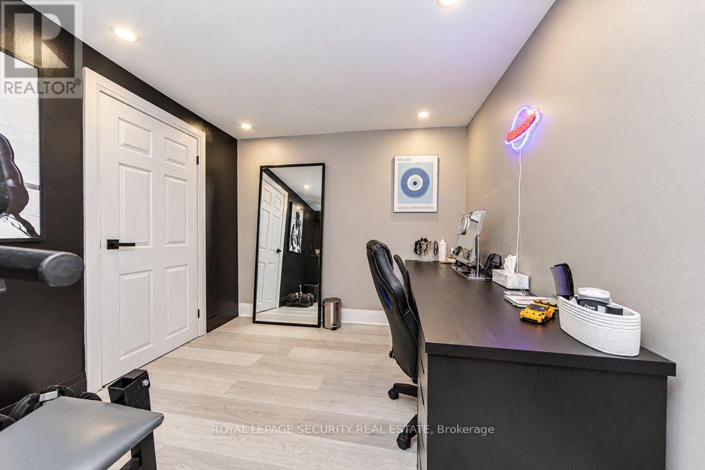 21 Neames Crescent, Toronto, ON photo 39