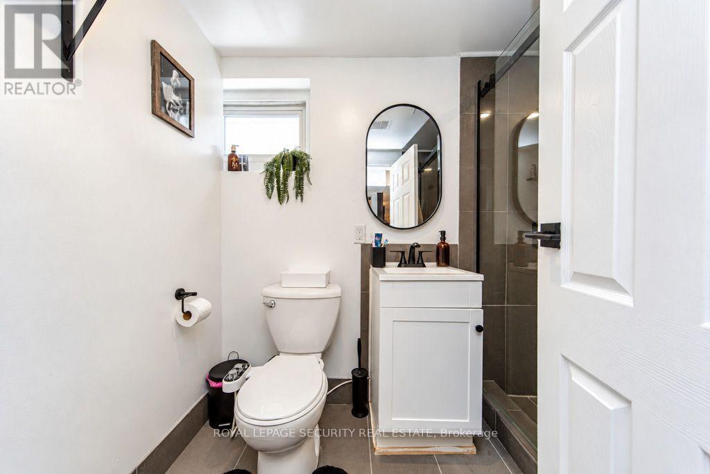 21 Neames Crescent, Toronto, ON photo 41