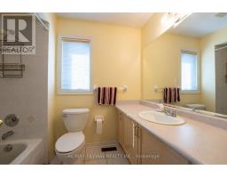12 Barrier Reef Lane, Brampton, ON L6R2A4 Photo 21