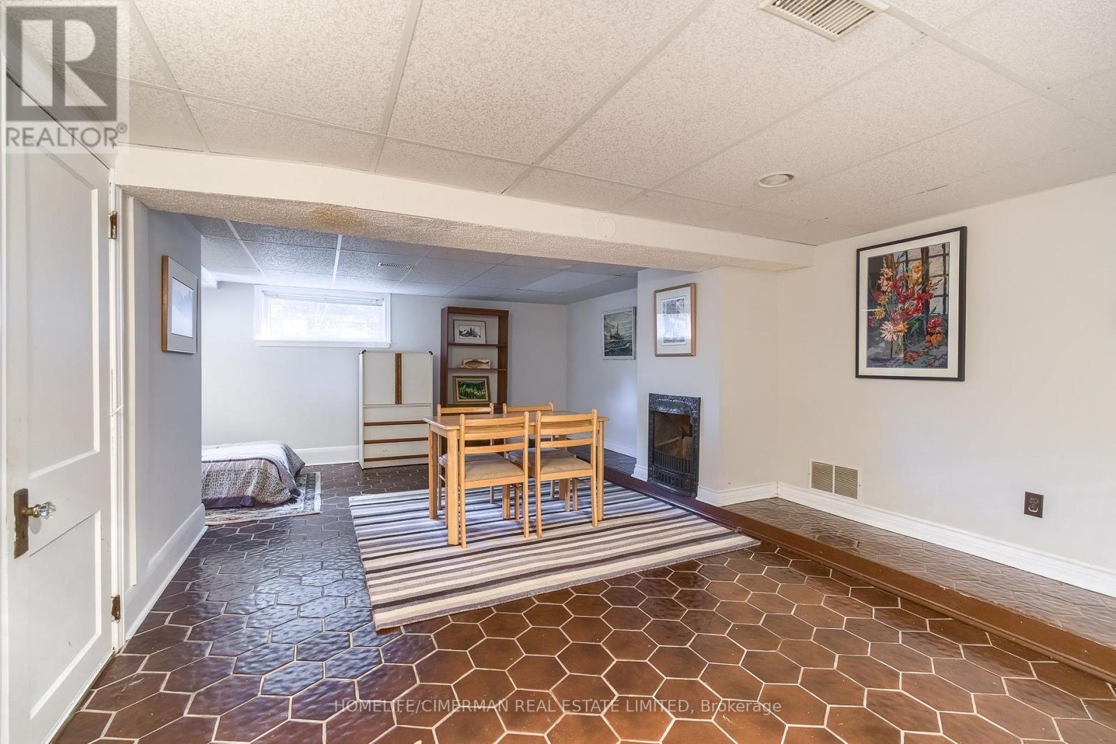 25 Thirty Ninth Street, Toronto, ON photo 32