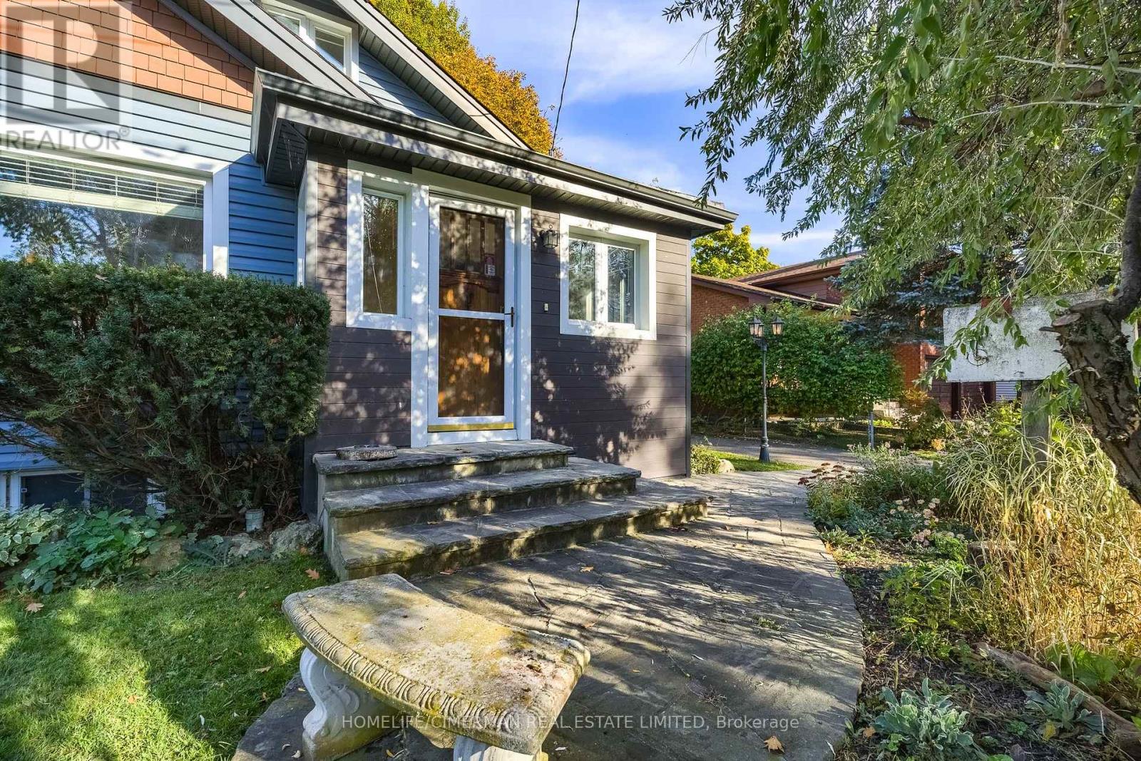 25 Thirty Ninth Street, Toronto, ON photo 9