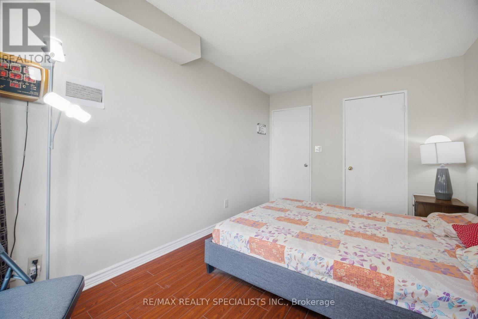813- 145 Hillcrest Avenue, Mississauga, ON photo 23