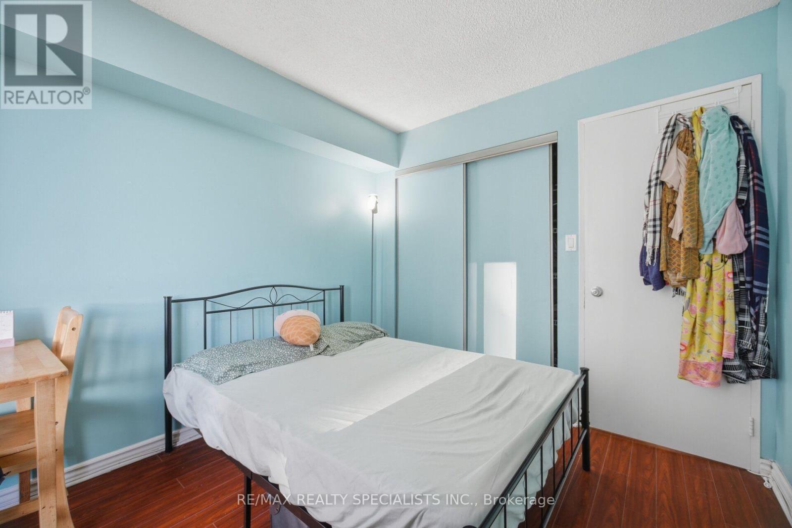 813- 145 Hillcrest Avenue, Mississauga, ON photo 26